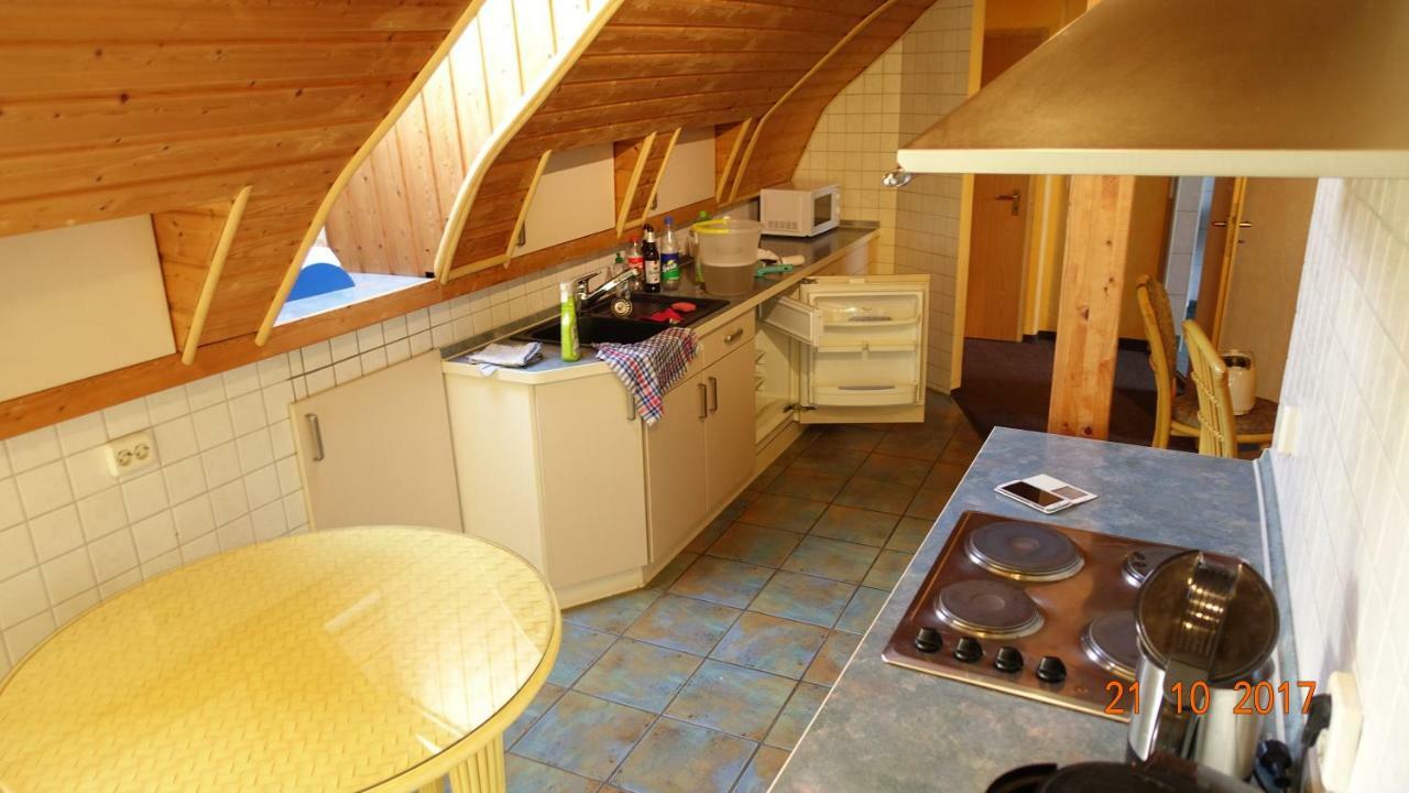 Ferienwohnung mit Wasserbett FW3 Saalfeld Saale Exterior foto