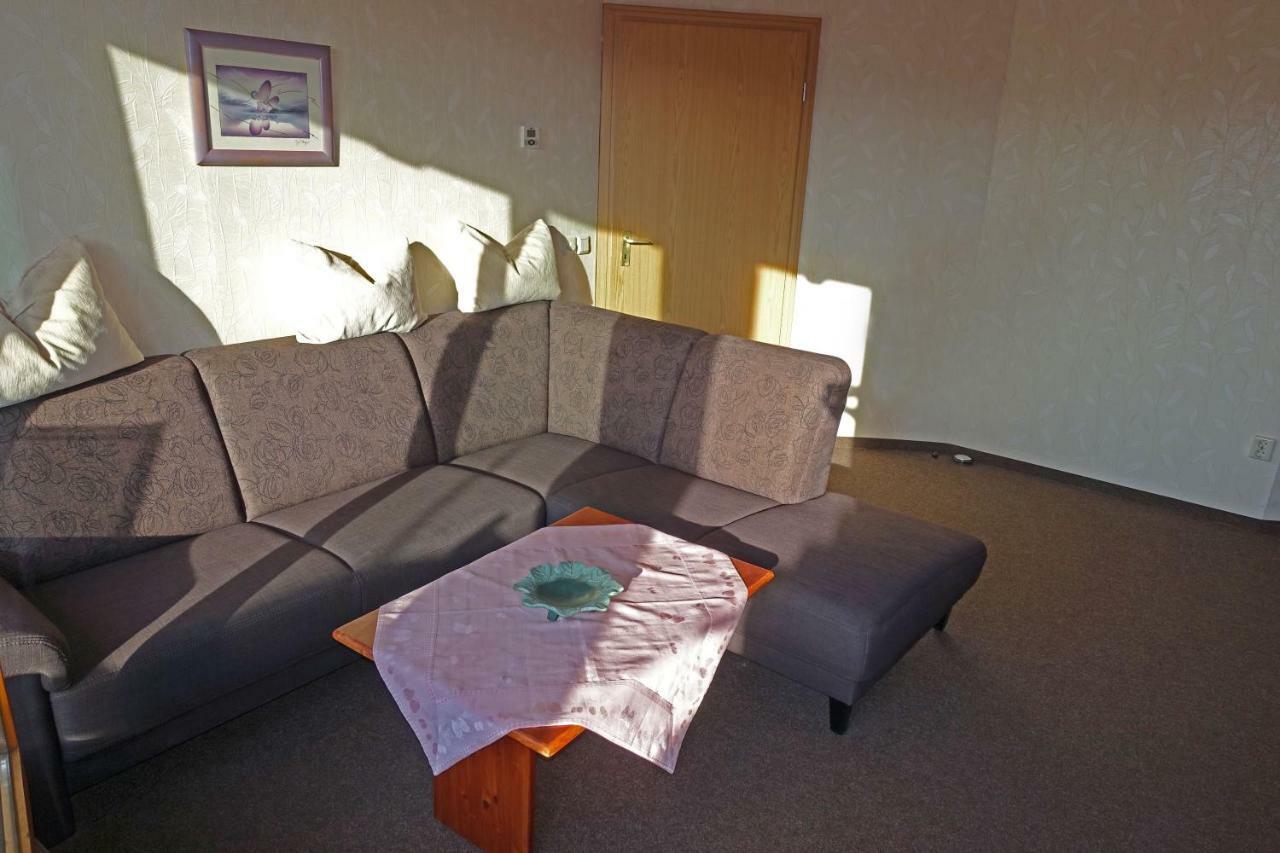 Ferienwohnung mit Wasserbett FW3 Saalfeld Saale Exterior foto