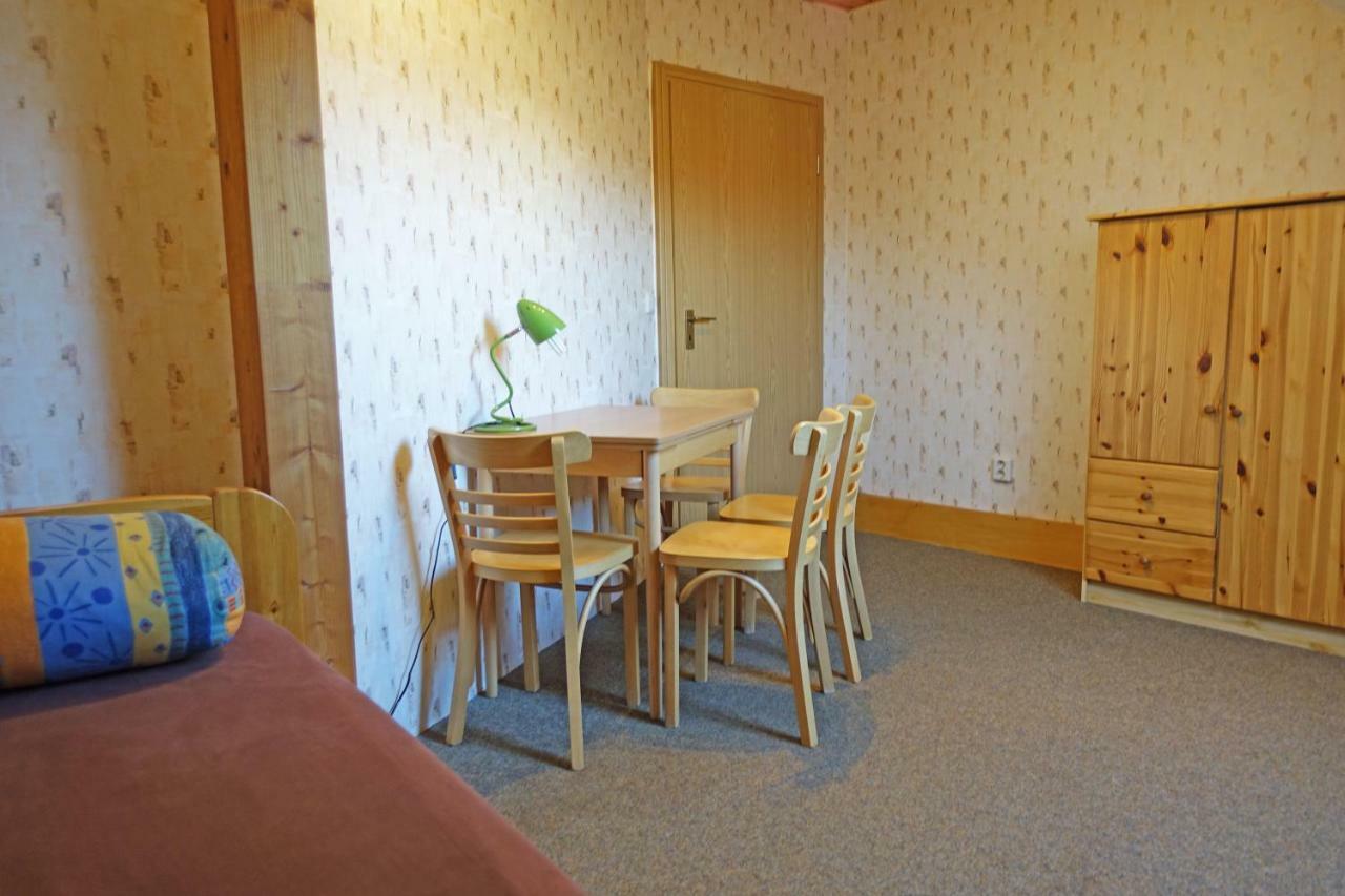 Ferienwohnung mit Wasserbett FW3 Saalfeld Saale Exterior foto