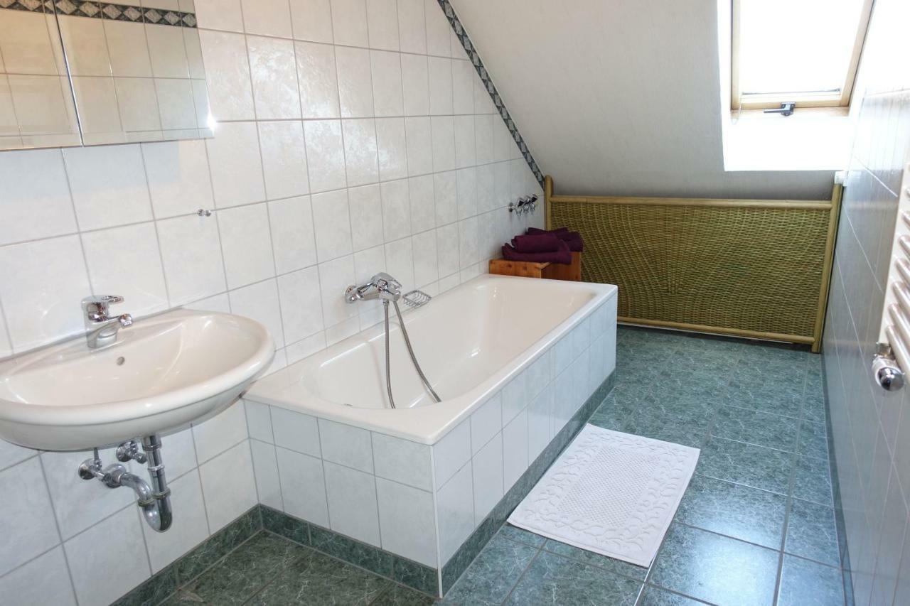 Ferienwohnung mit Wasserbett FW3 Saalfeld Saale Exterior foto